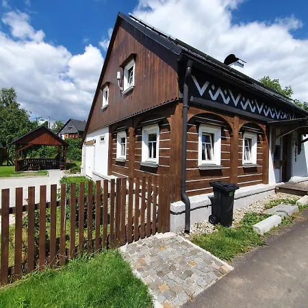 Kralovstvi Semesterbostad