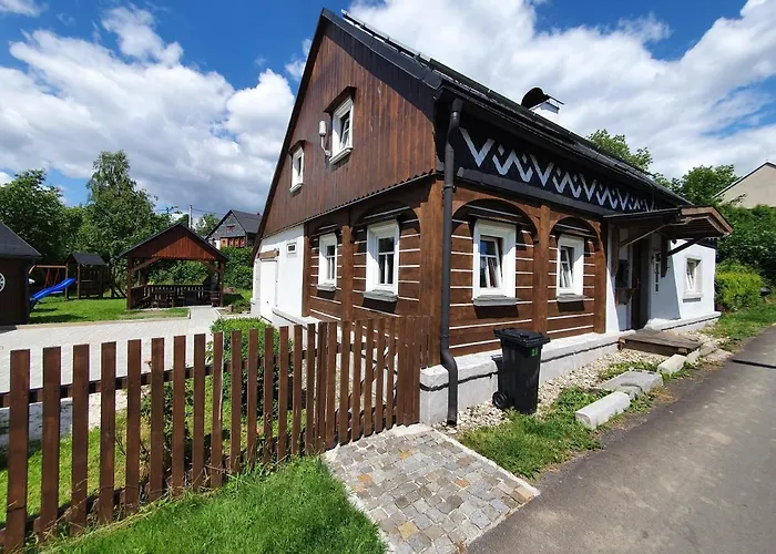 Kralovstvi Semesterbostad